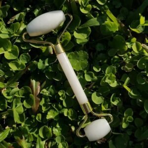Wholesale White Jade Roller